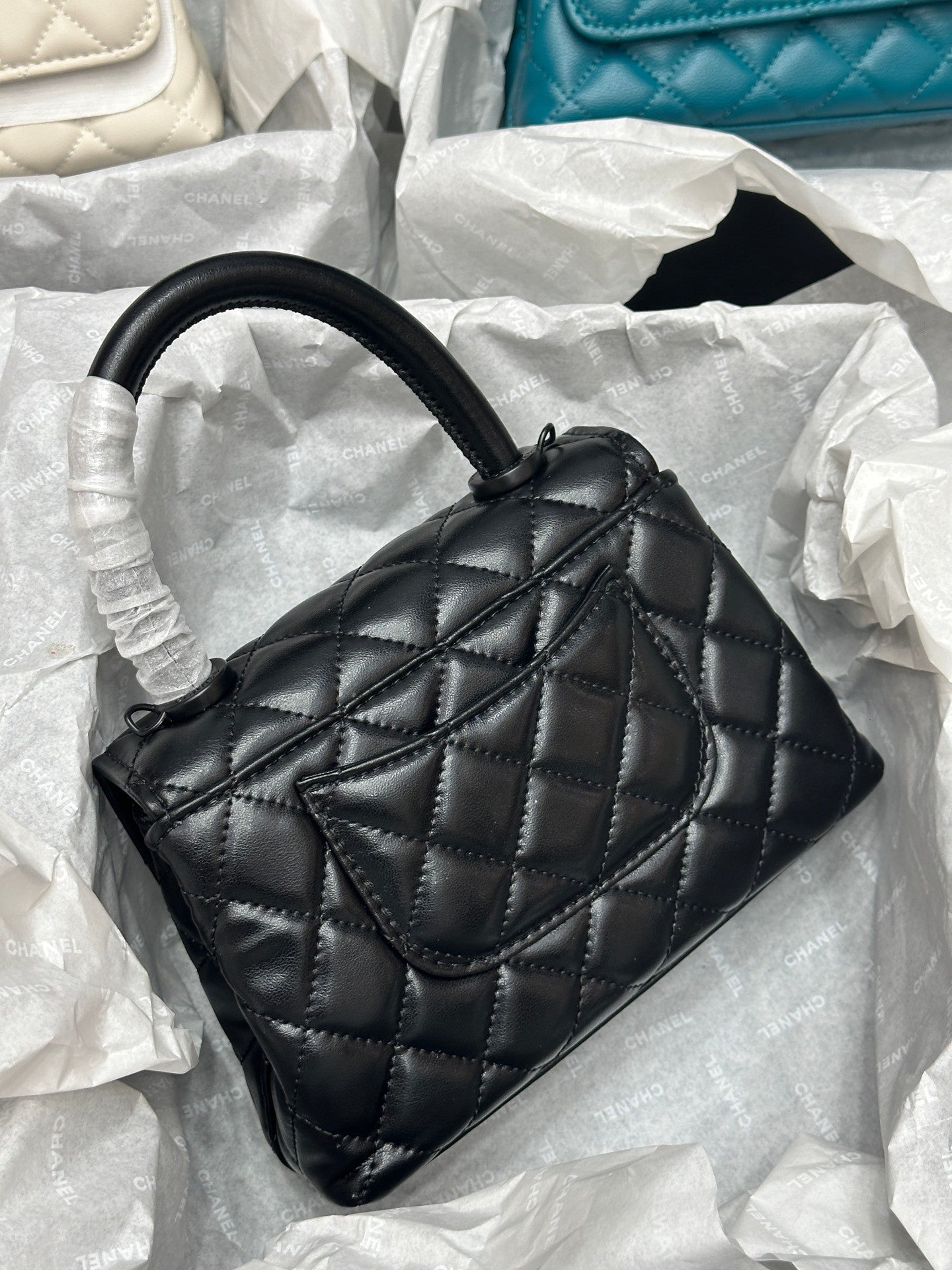 Chanel cocohandle bag black