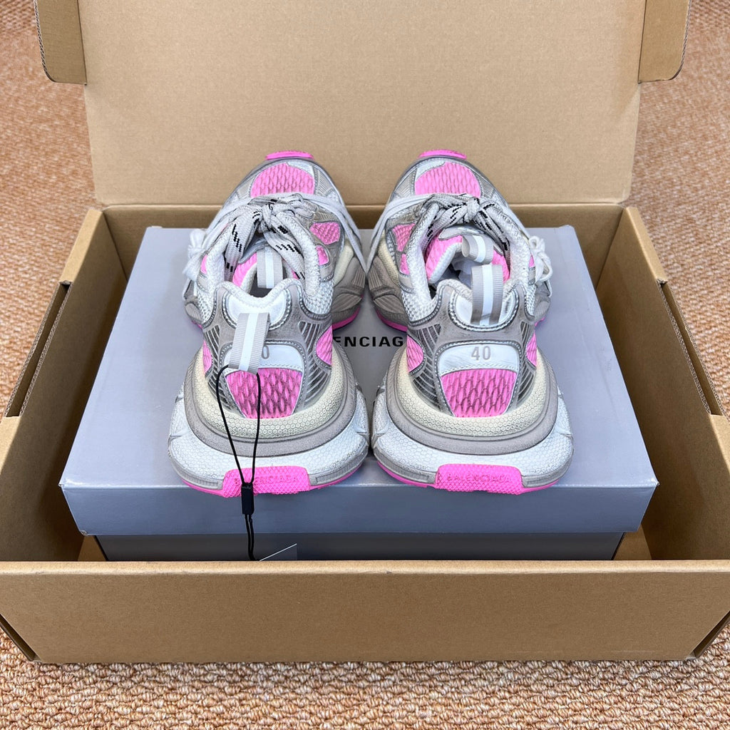 Pantofi sport Balenciaga mărimea 3XL
