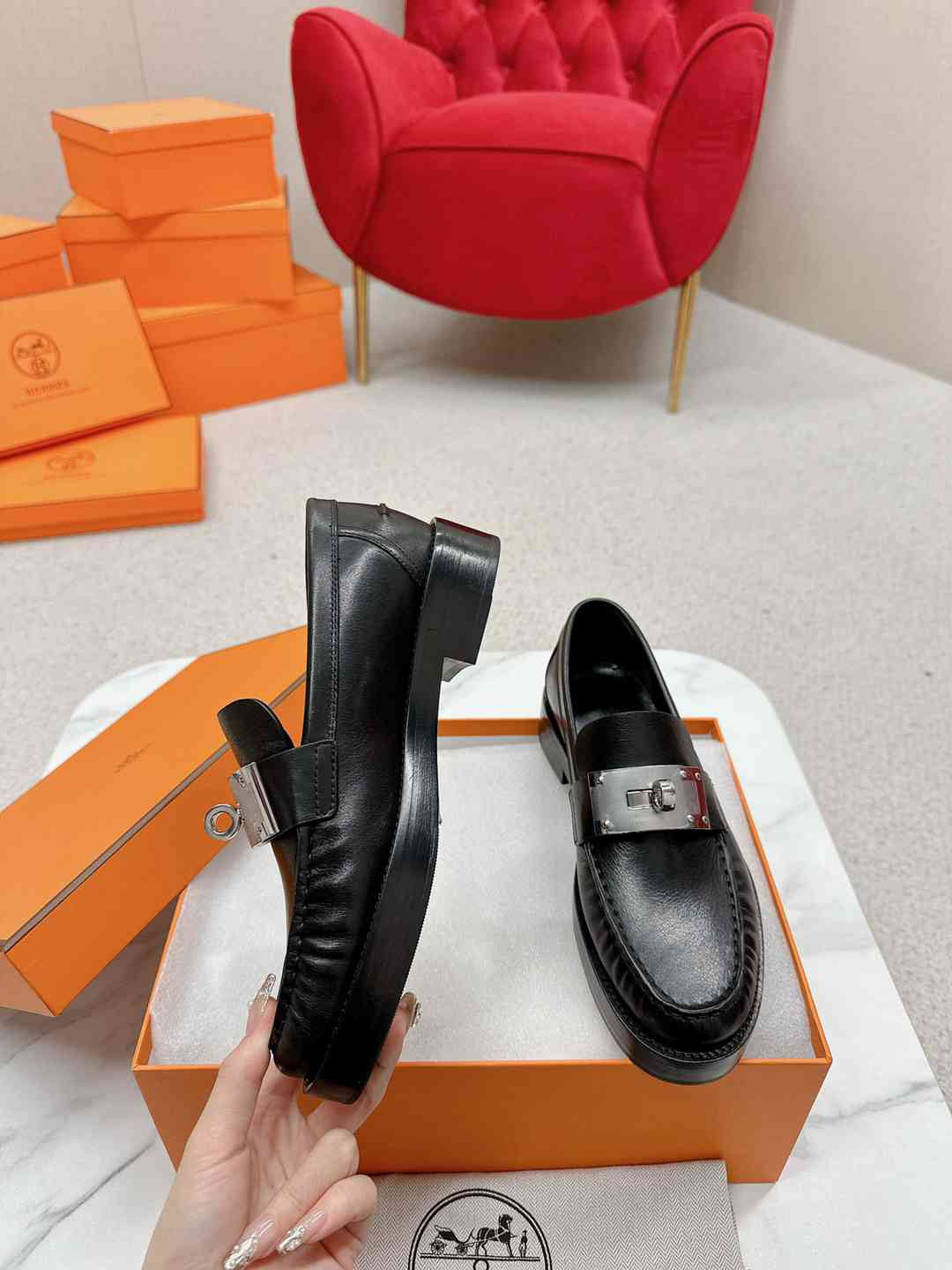 Mocasini Hermes din piele