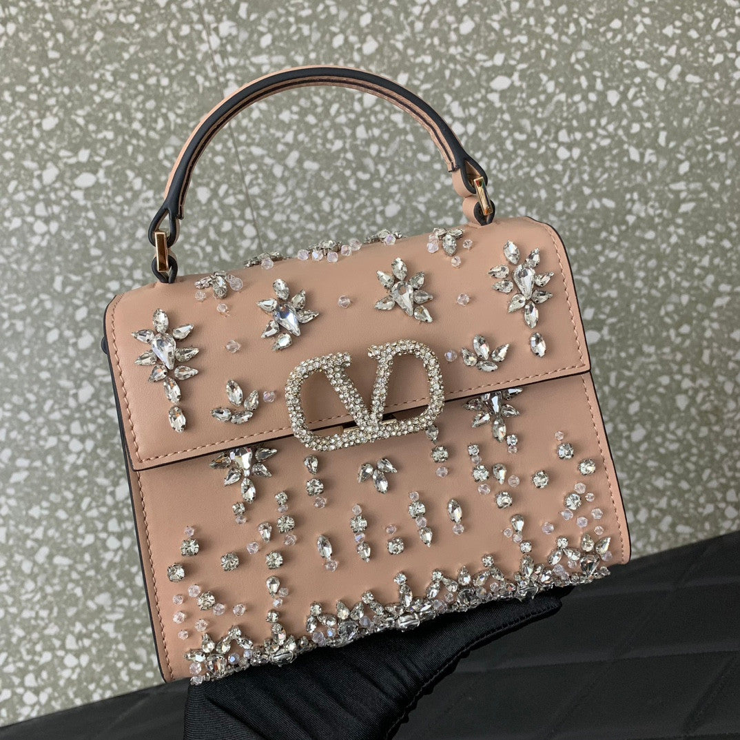 Valentino Garavani vsling bag