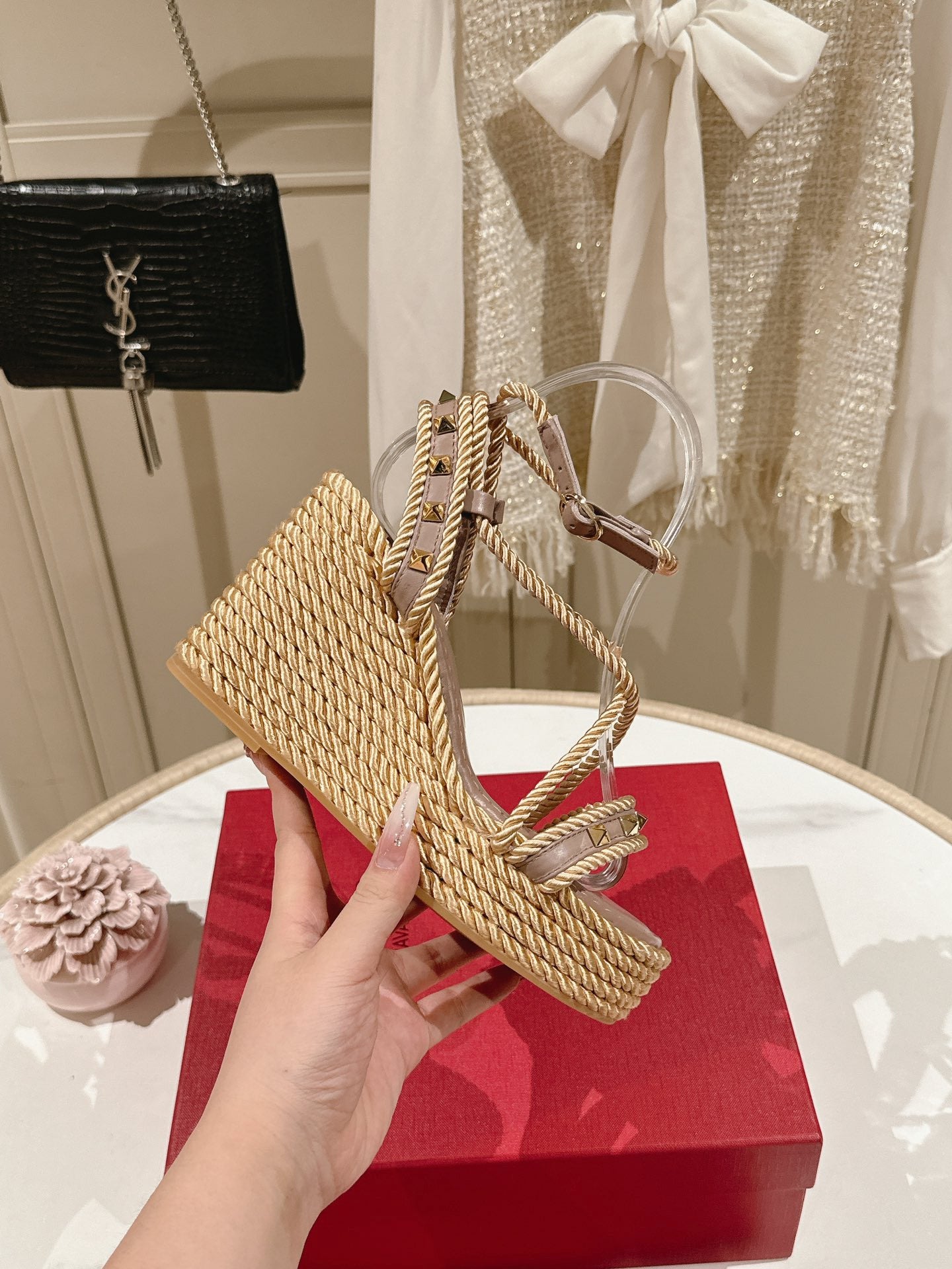 Valentino sandals nude