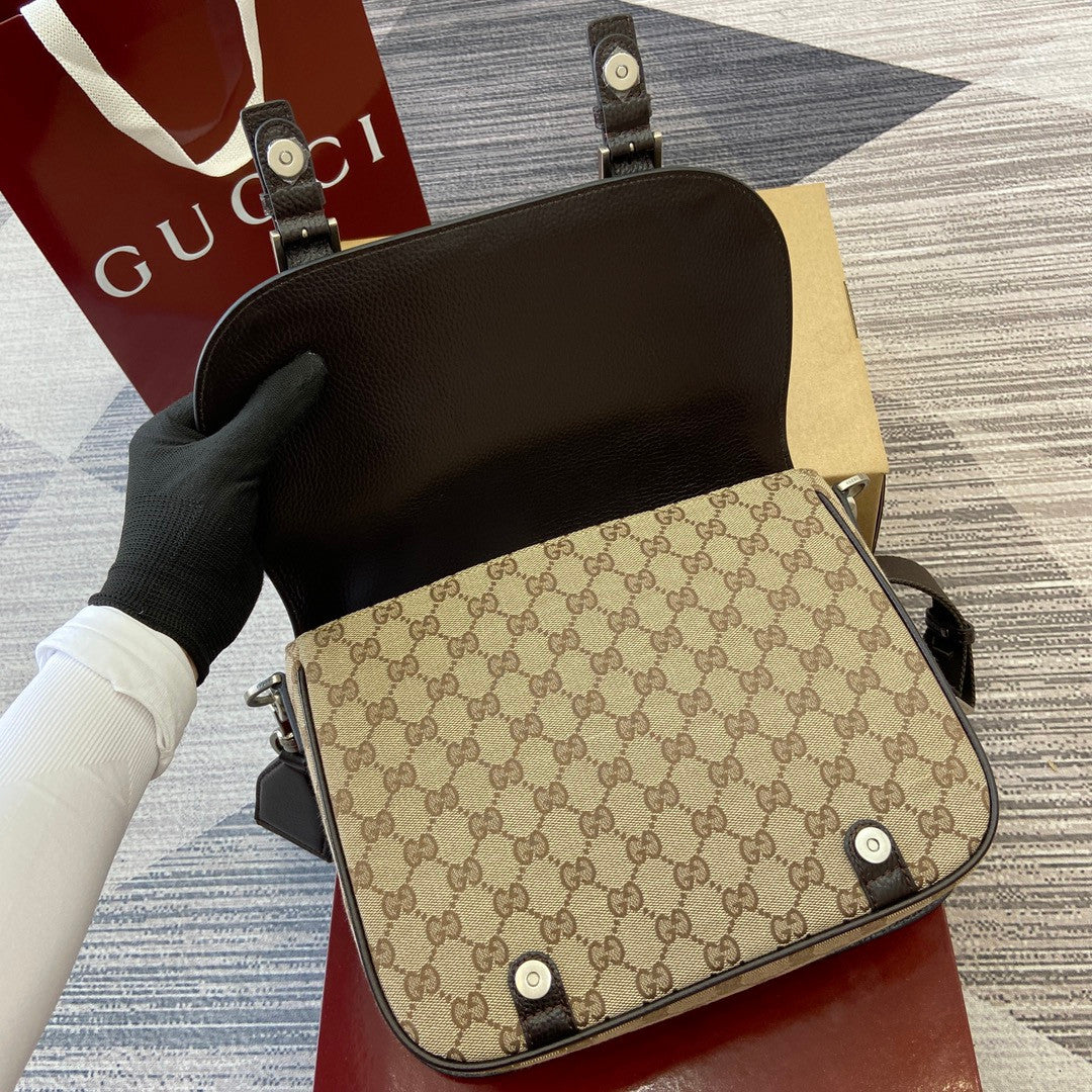 Gucci shoulder bag