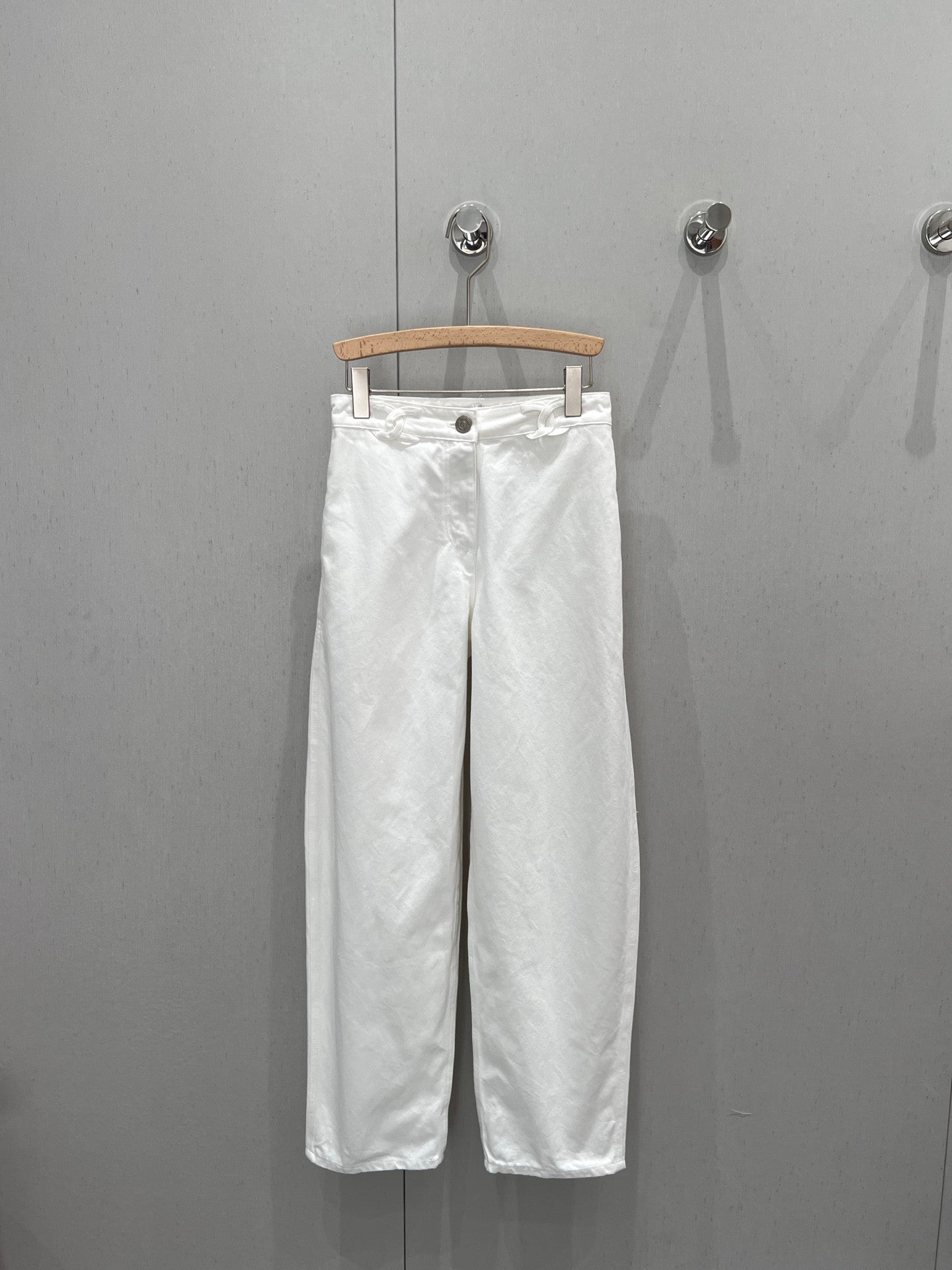 Chanel white jeans