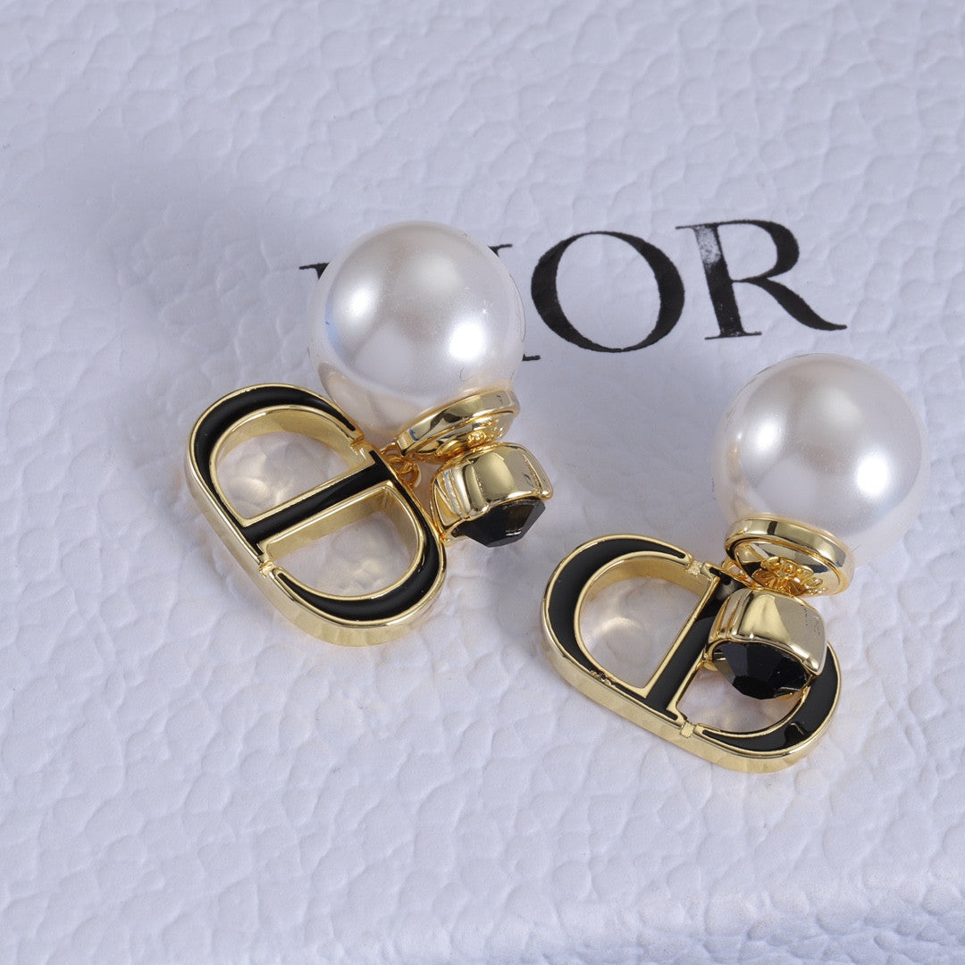 Dior earrings CD