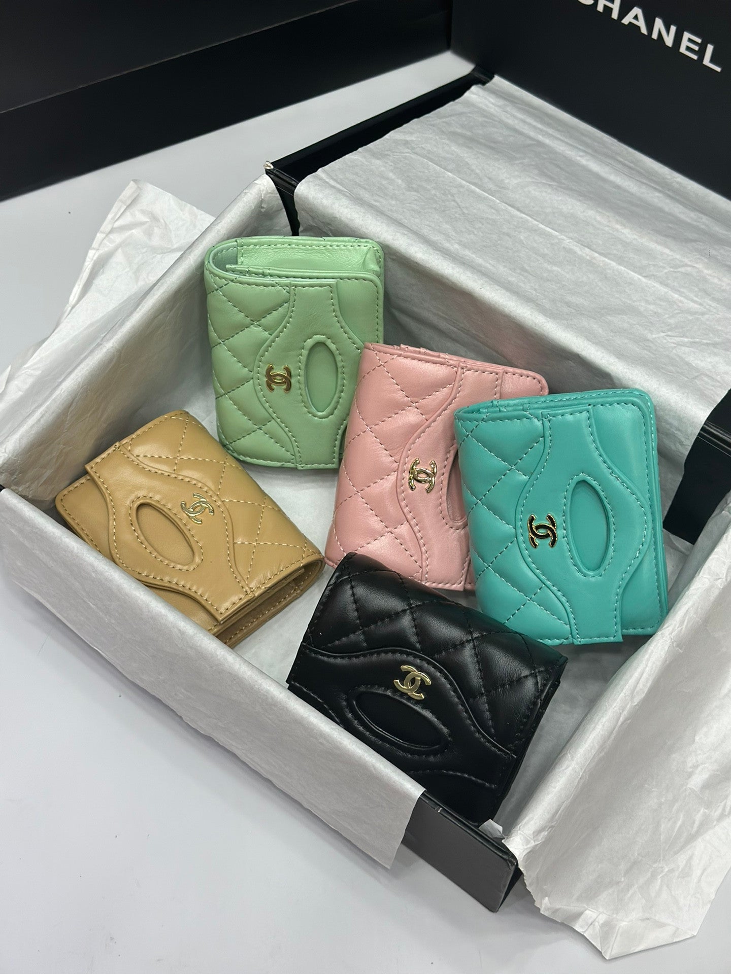 Chanel Wallet On Chain