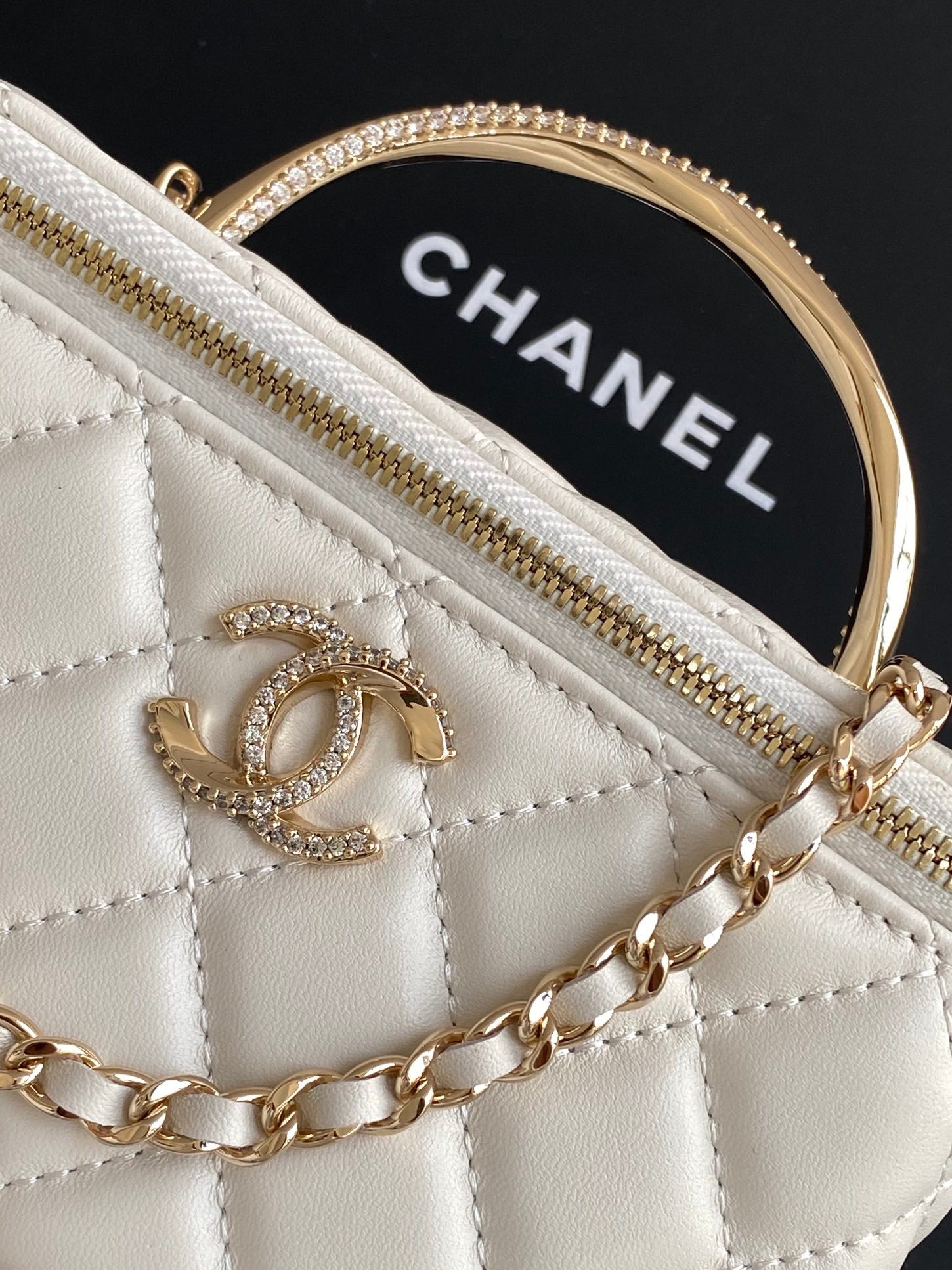 Chanel Vanity Case in White