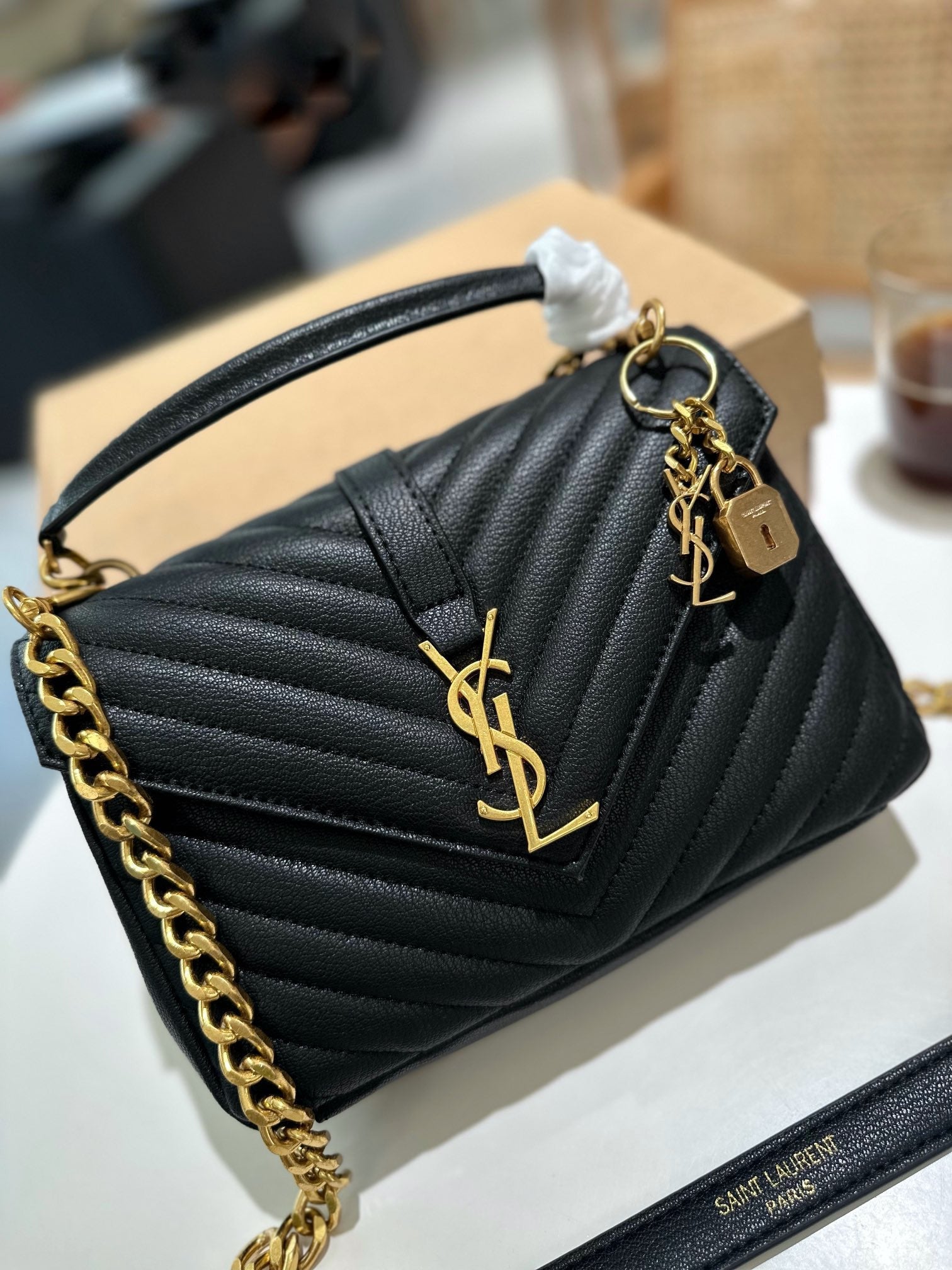 Geantă tote cu placă cu logo YSL