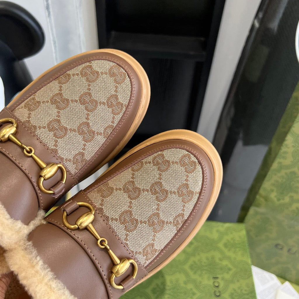 Mocasini din piele Gucci