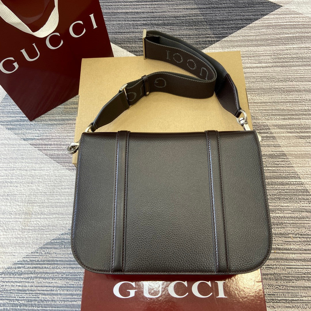 Gucci shoulder bag
