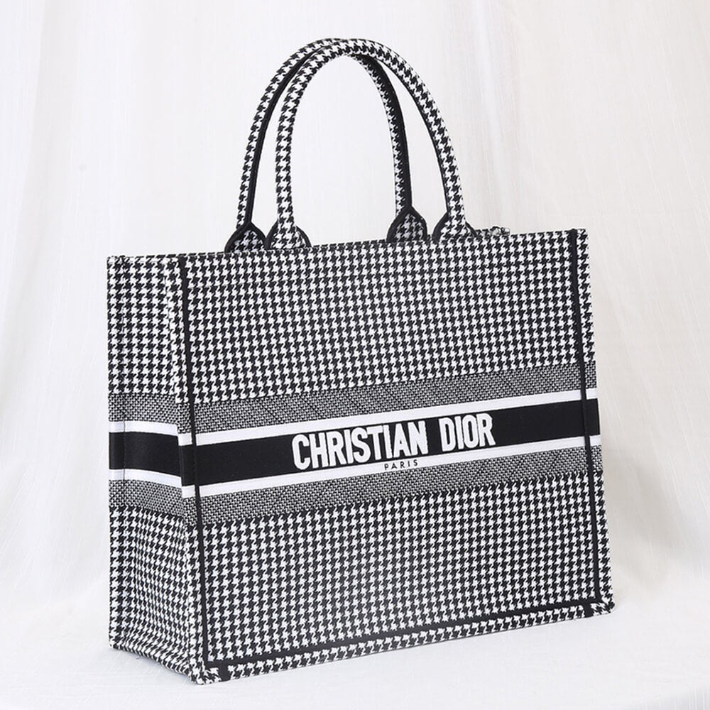 Dior Tote Black And White