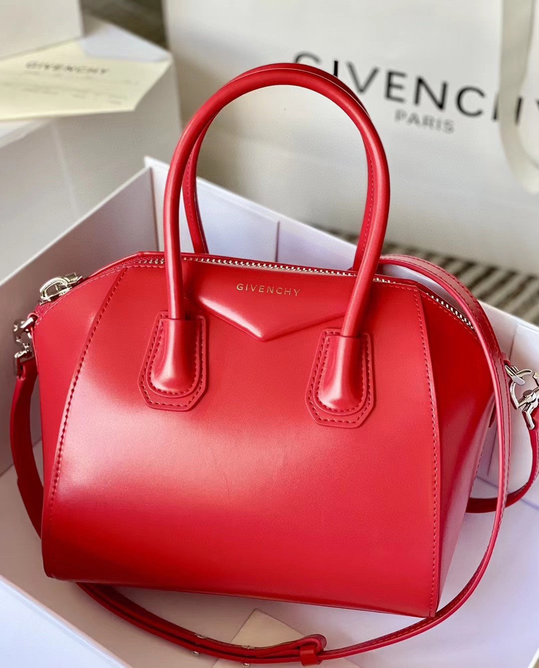 Givenchy Antigona bag red