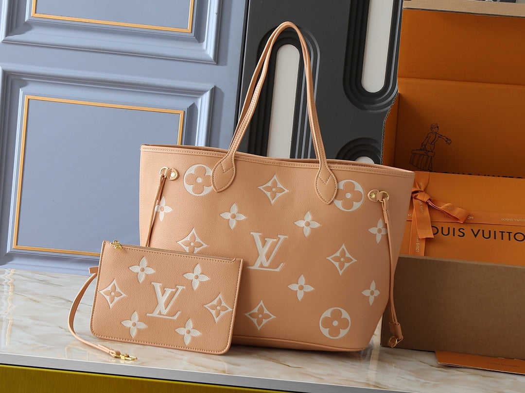 LV tote bag in nude
