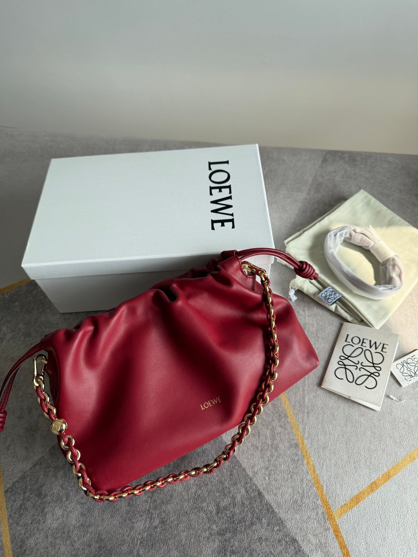 Loewe tote bag in red