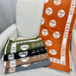 Hermes shawl