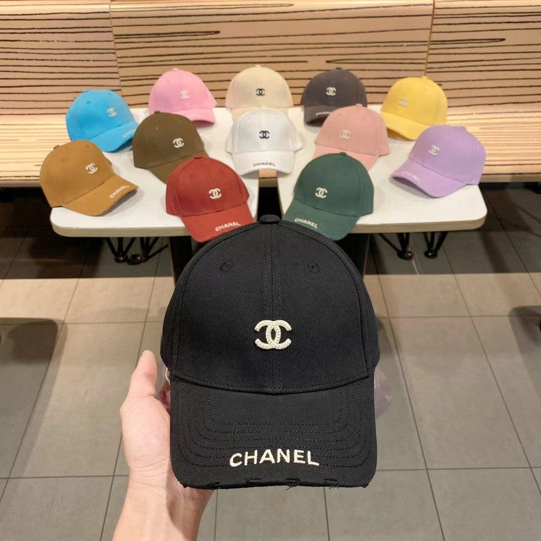 Chanel cap black