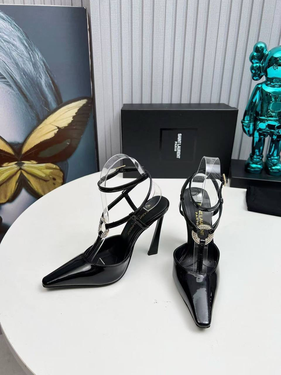 Pantofi YSL cu tocuri