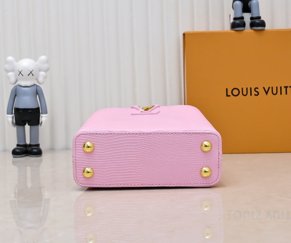 Louis Vuitton Capucines pink