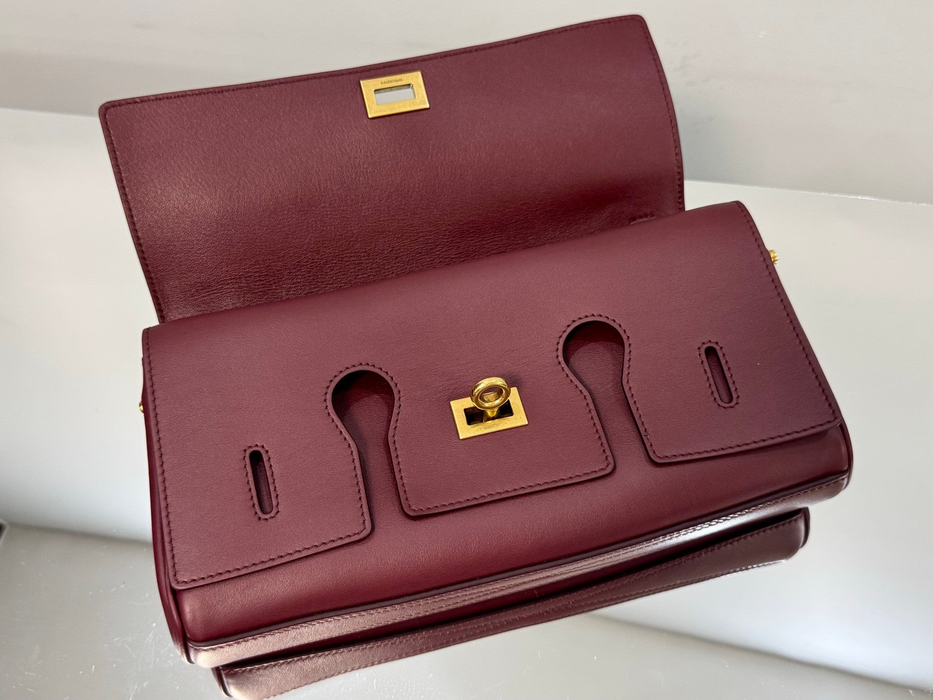 Balenciaga Belair clutch burgundy