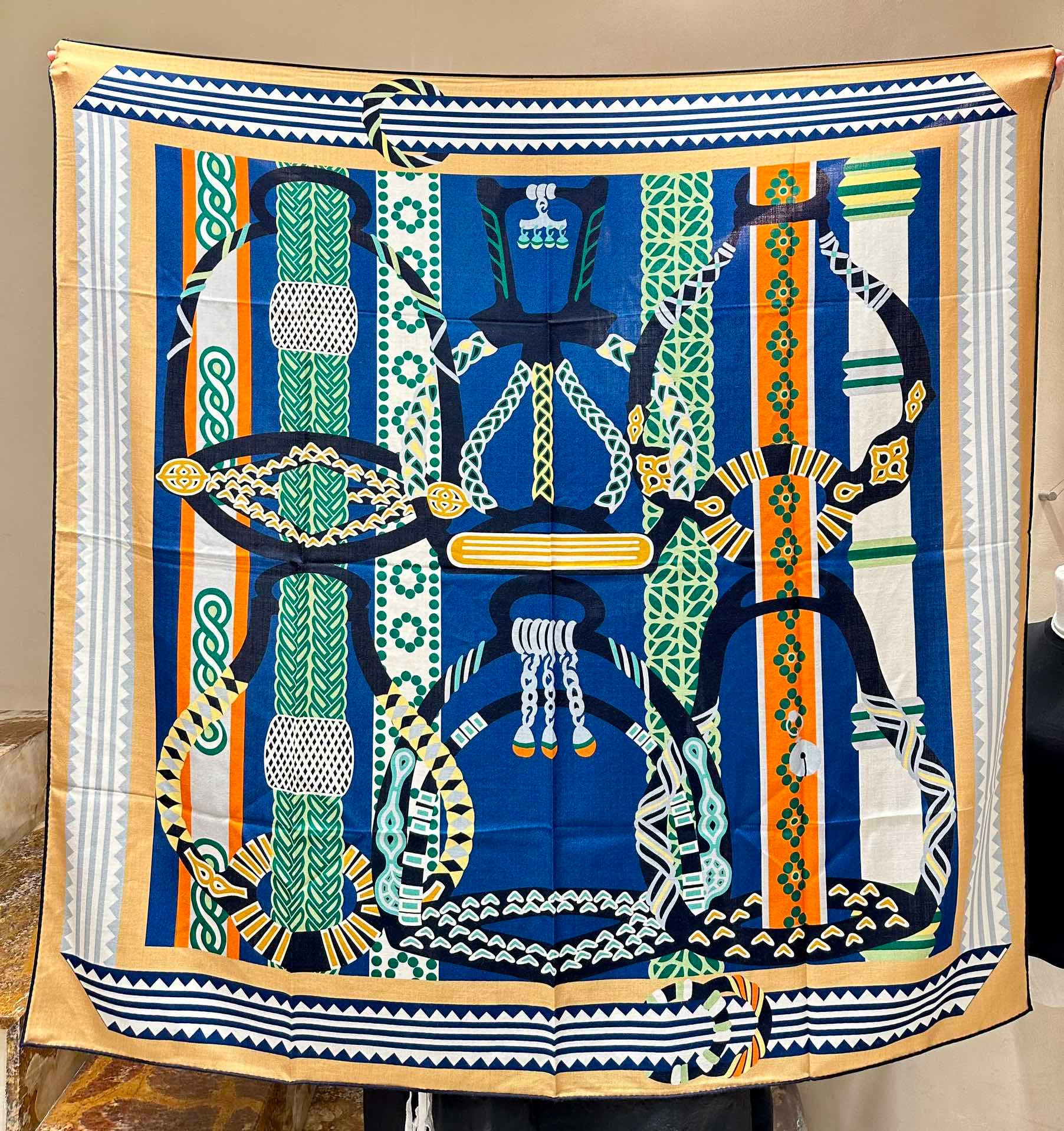 Shawl Hermes Emile 140