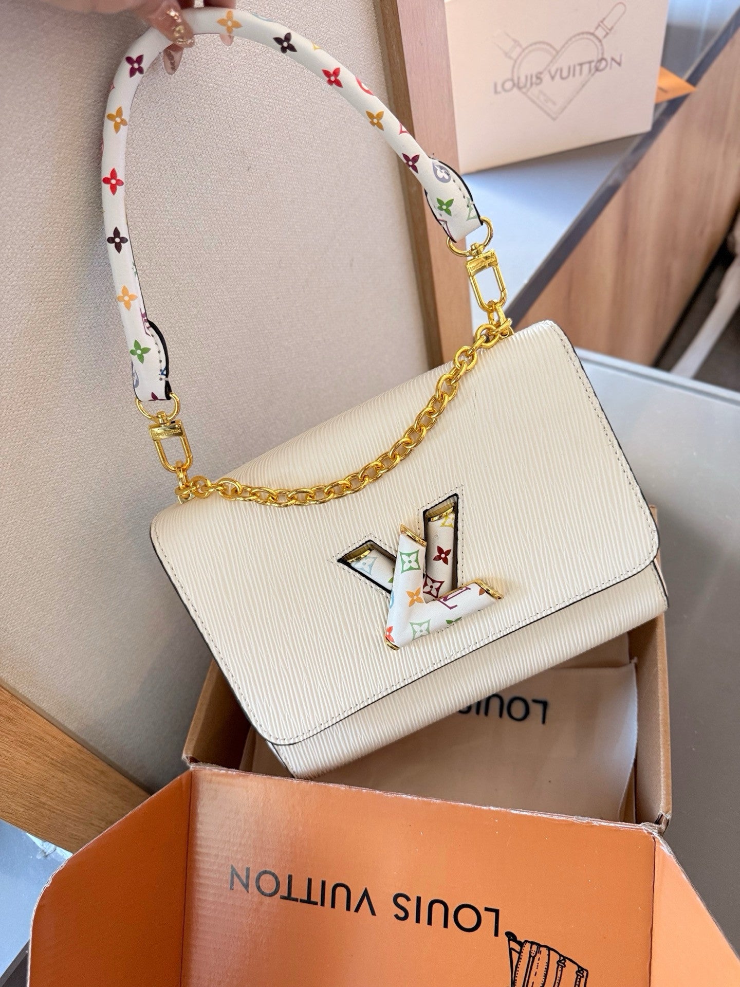 Louis Vuitton Twist