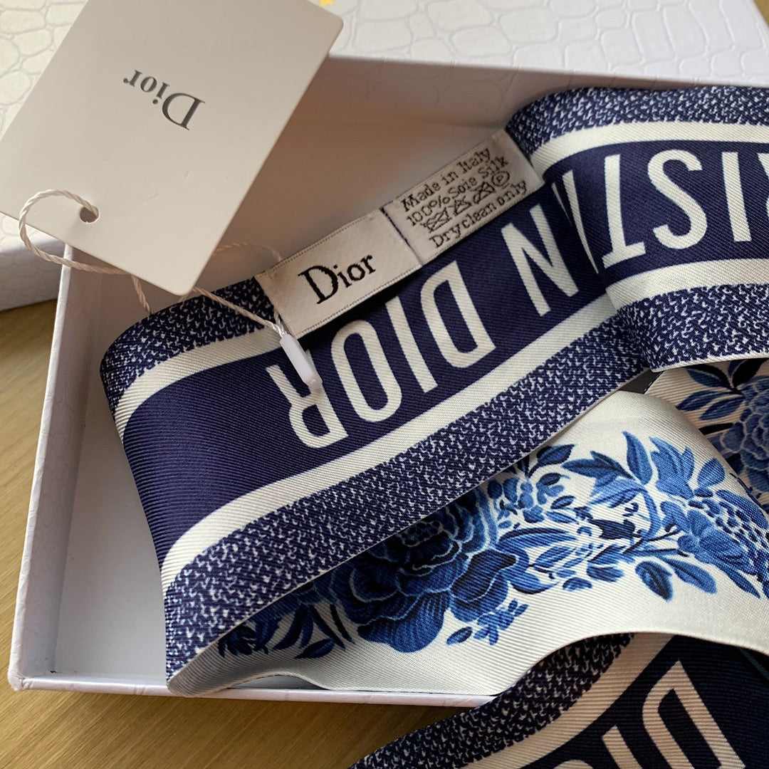 Dior Jardin d'Hiver Mitzah Scarf