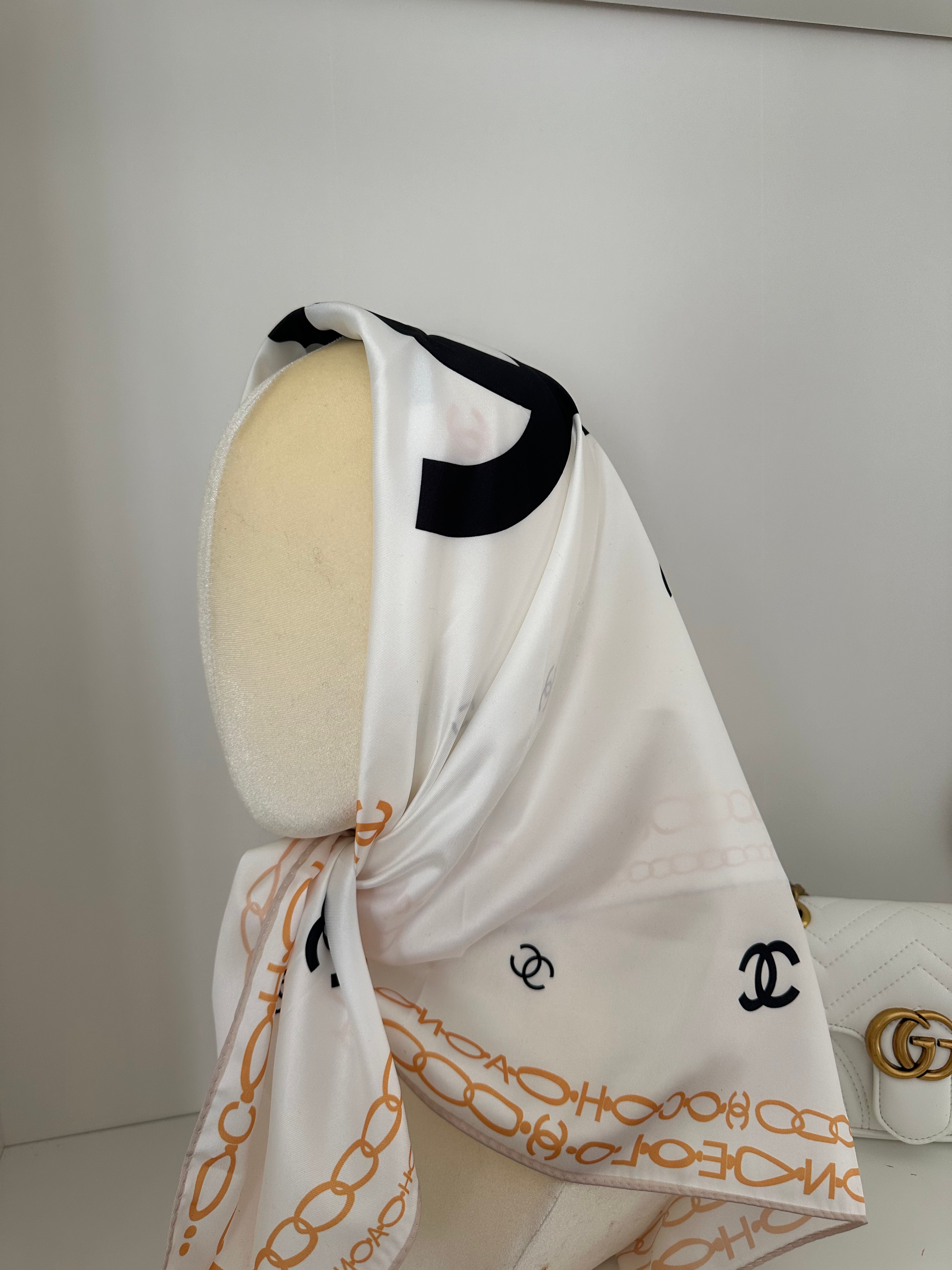 Scarf Chanel