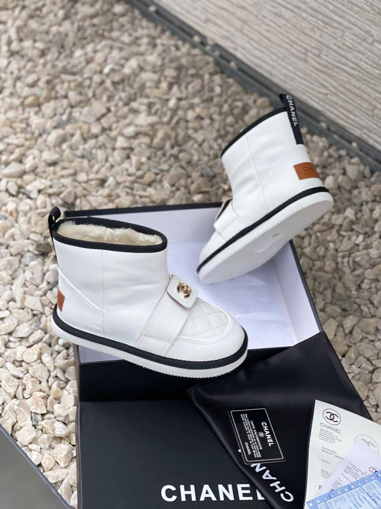 Cizme Chanel