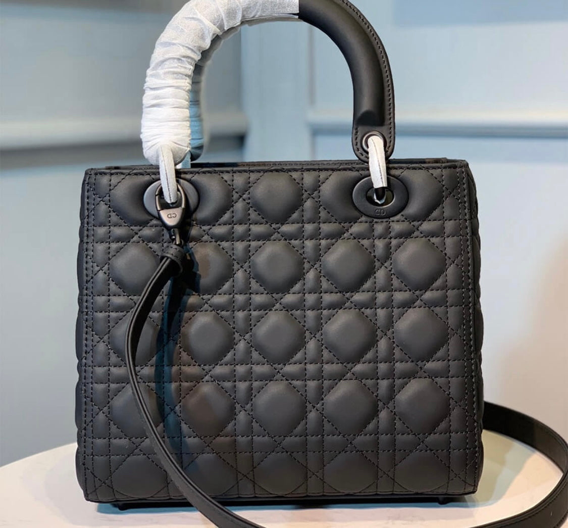 Dior Medium Bag In Black