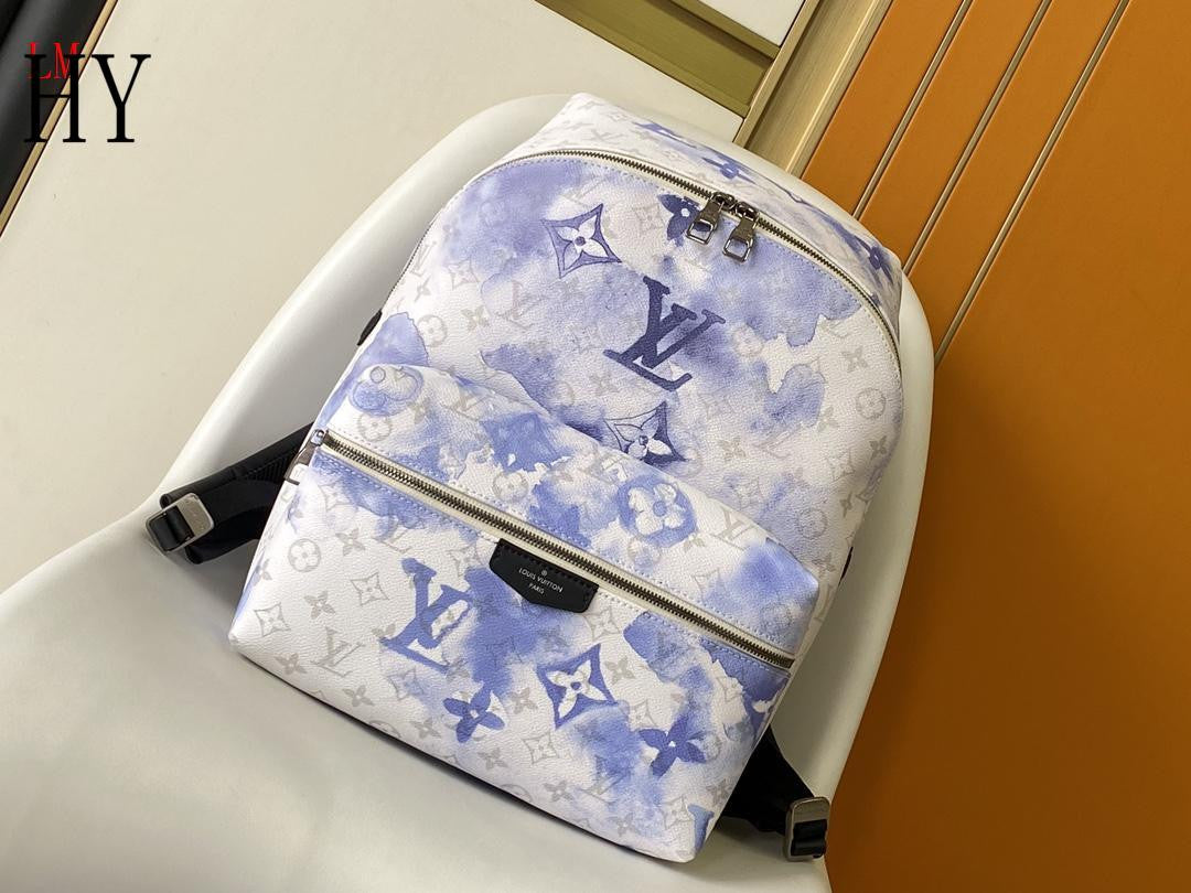 Louis Vuitton discovery backpack