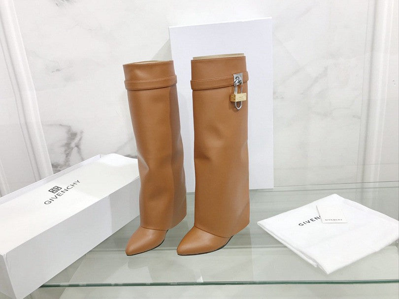 Ghete Givenchy Shark Lock din piele, maro deschis