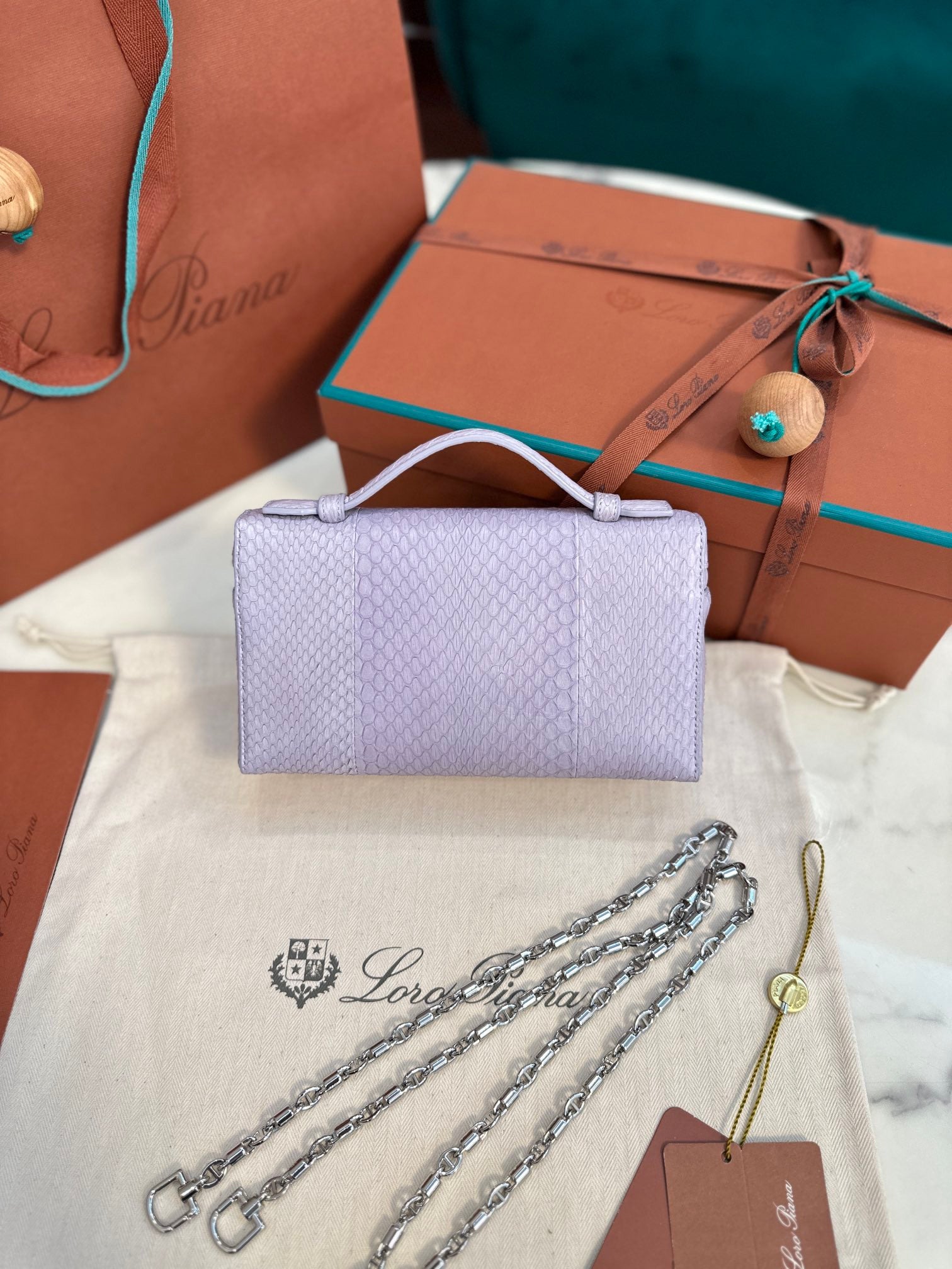 Loro Piana 19 pocket