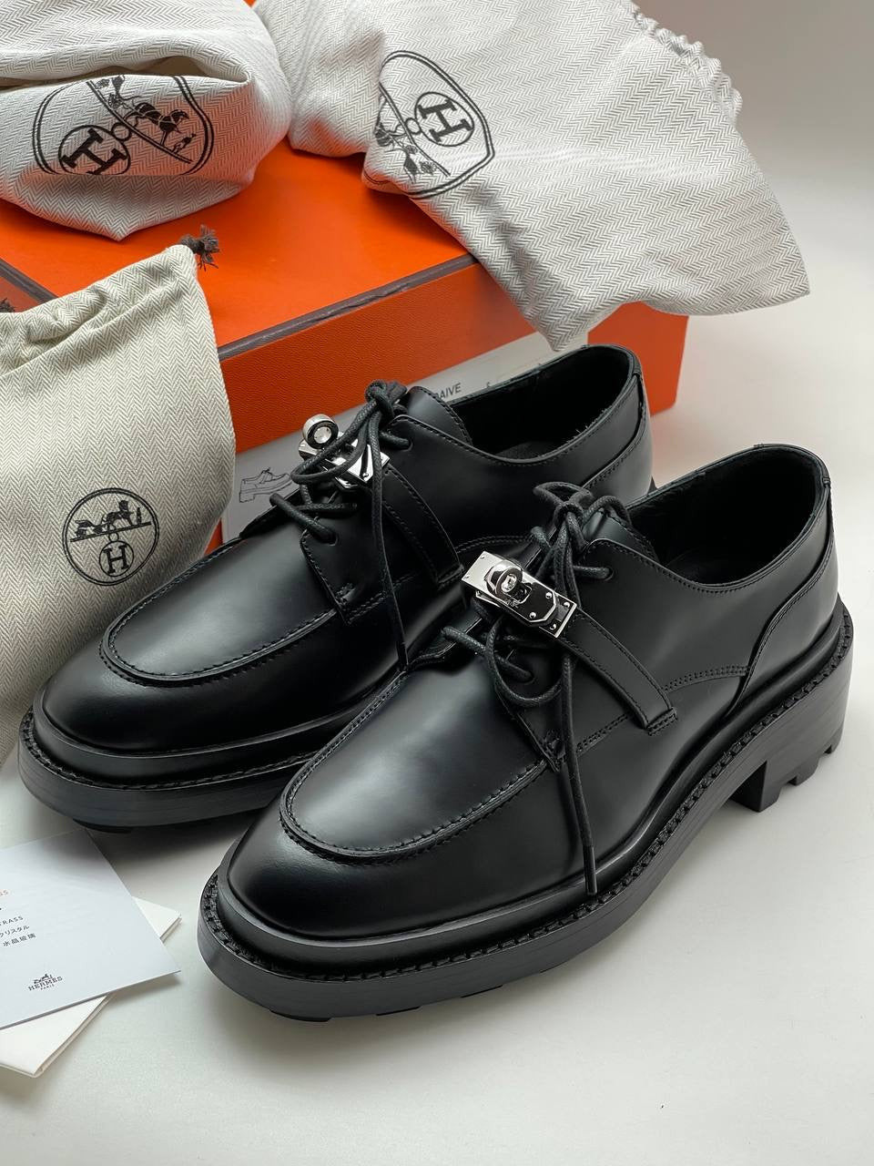 Pantofi Hermes