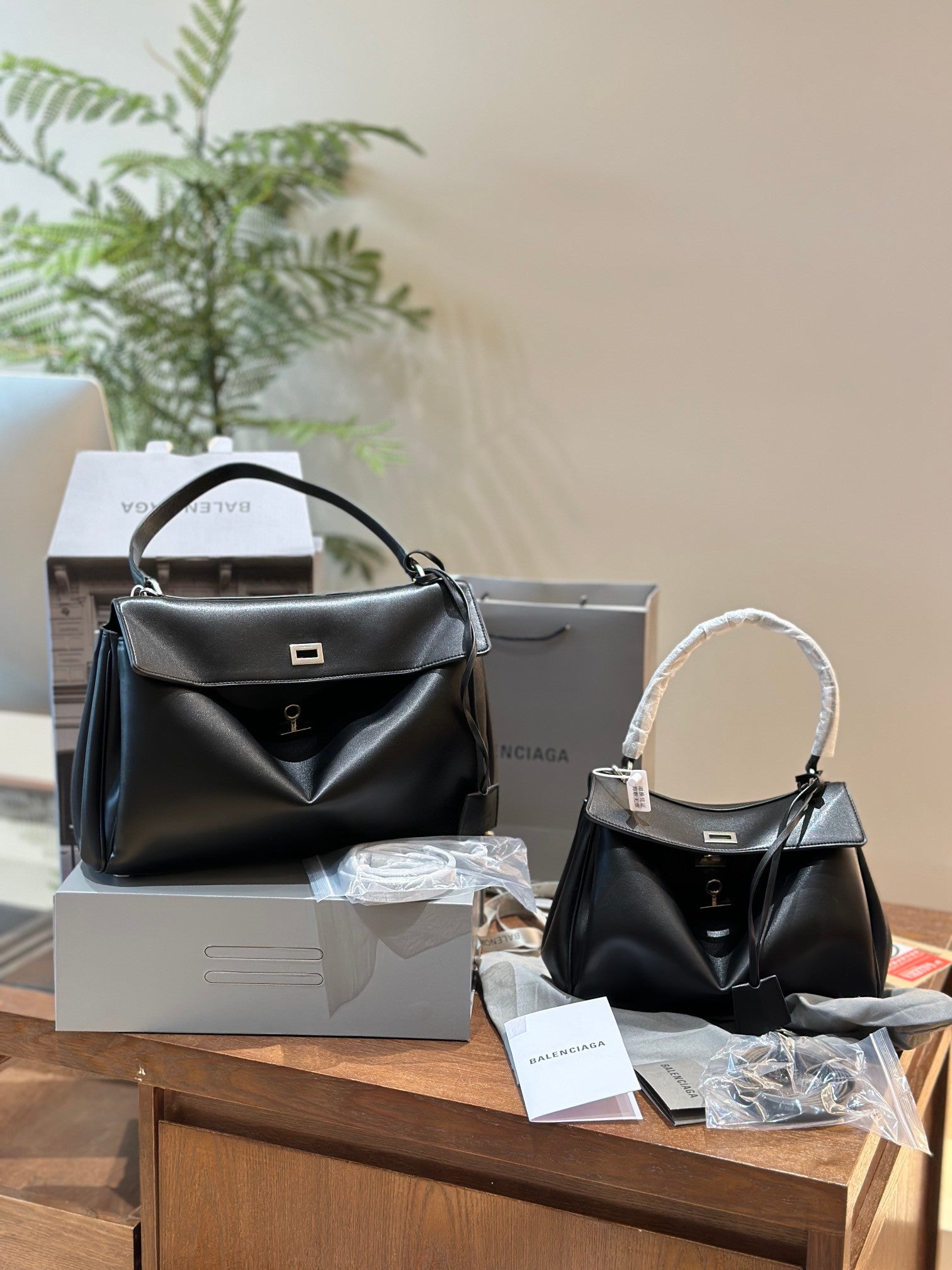 Balenciaga Rodeo bag