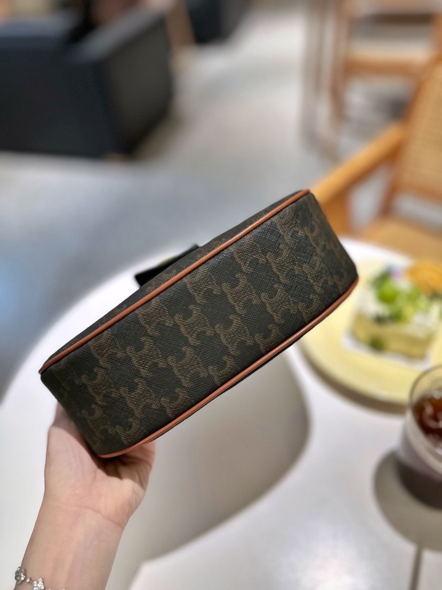 AVA TRIOMPHE BAG