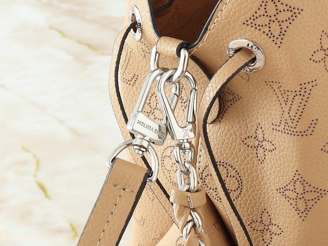 Louis Vuitton Bella bag