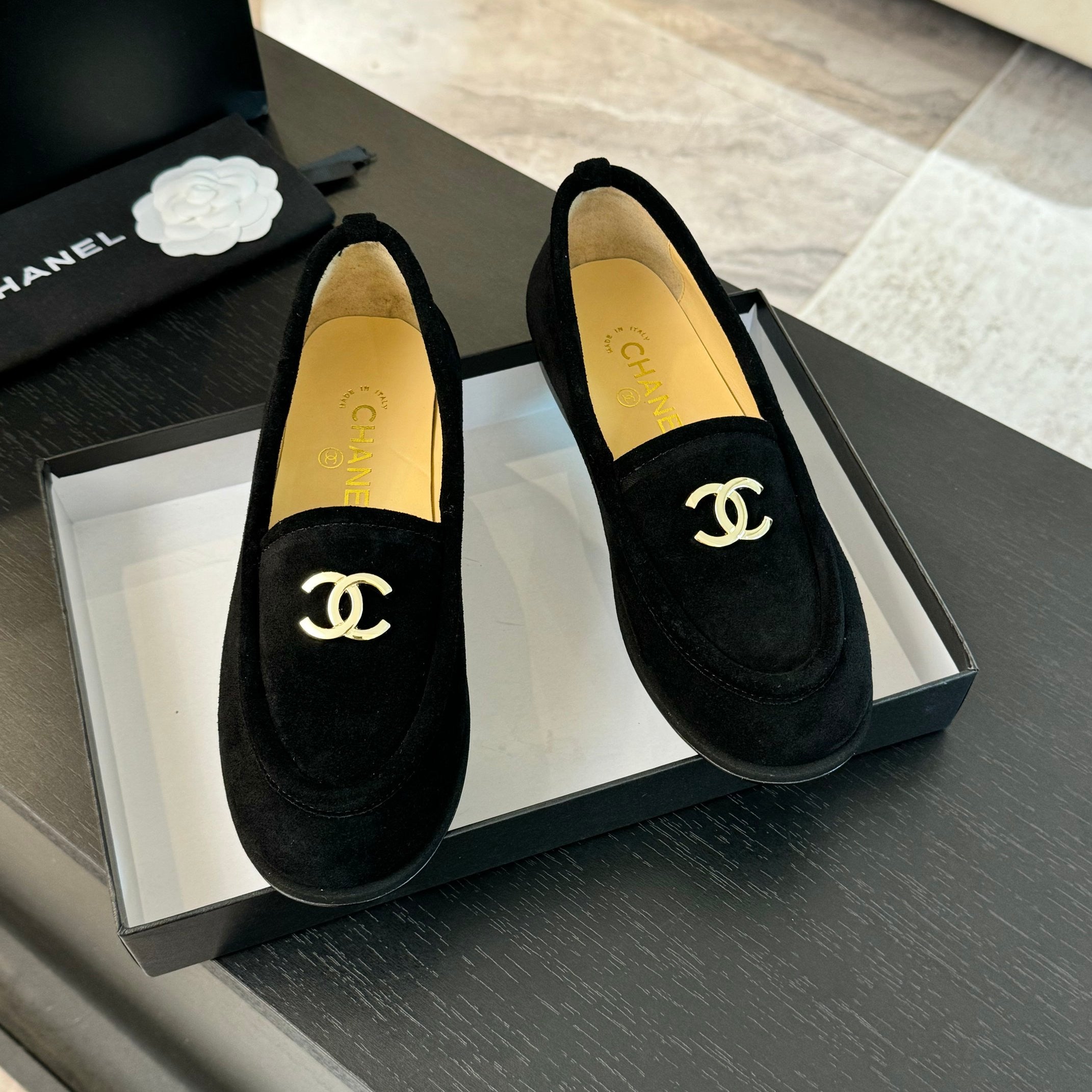 CC Loafers In Black Suede