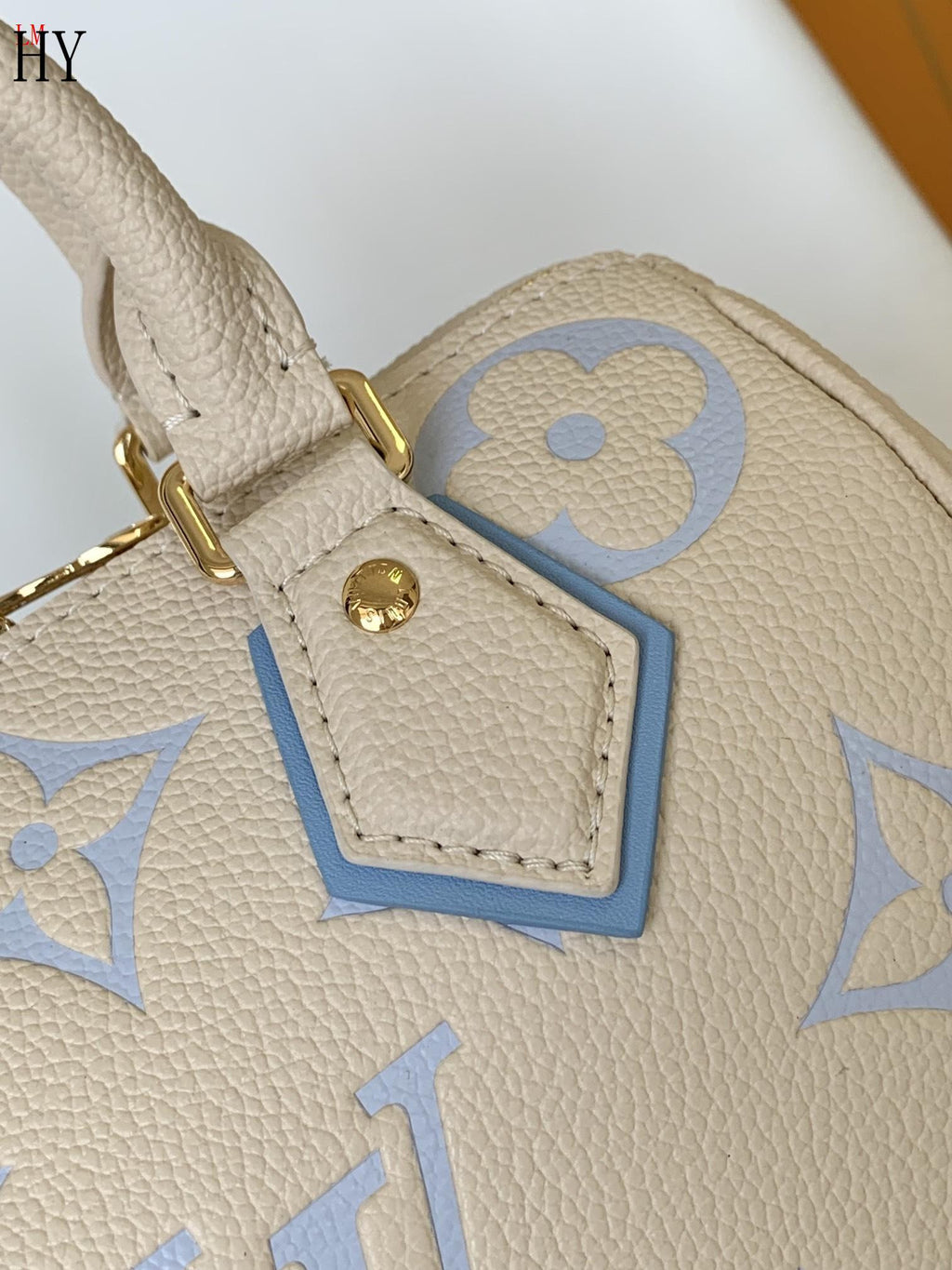 Louis Vuitton Leather Crossbody Bag Women's