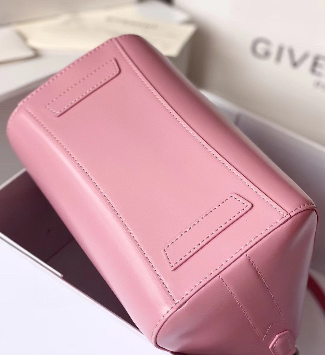 Givenchy Antigone bag pink