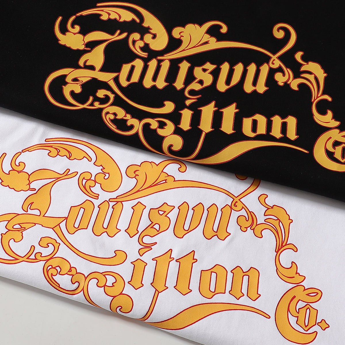 Tricou LV