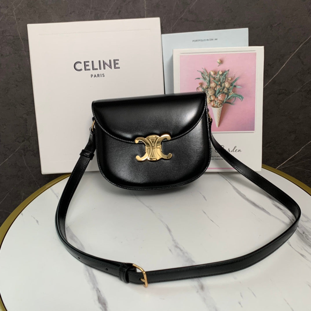 Celine TEEN BESACE TRIOMPHE