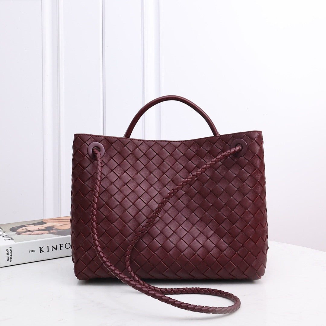 Botegga Venetta Leather Bag
