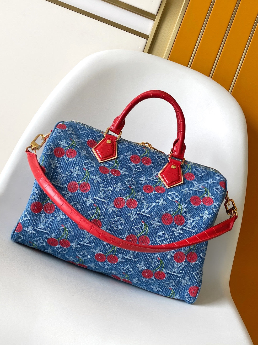 Louis Speedy cherry