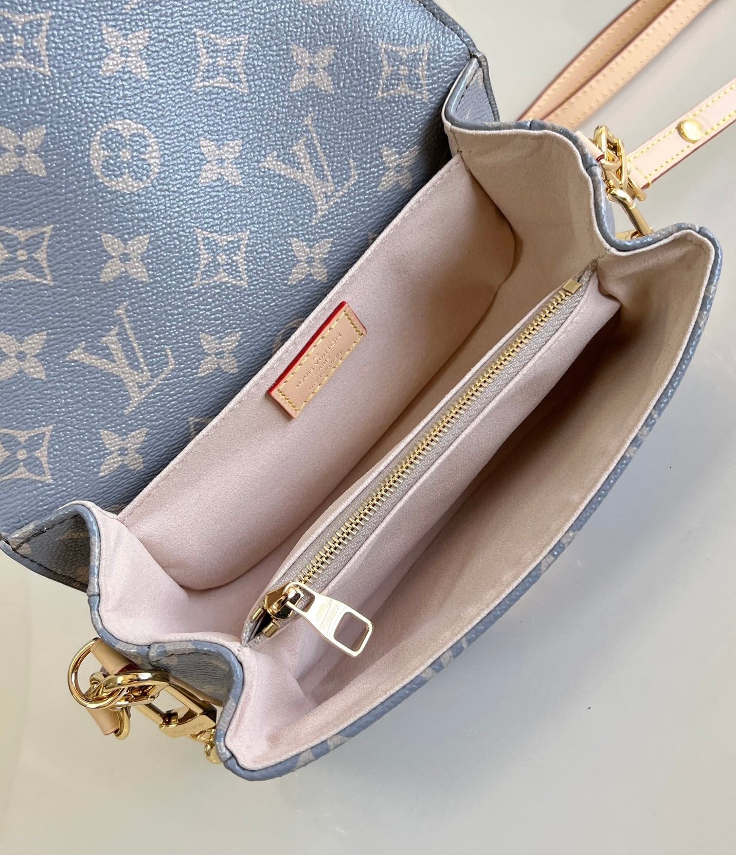 Louis Vuitton bag