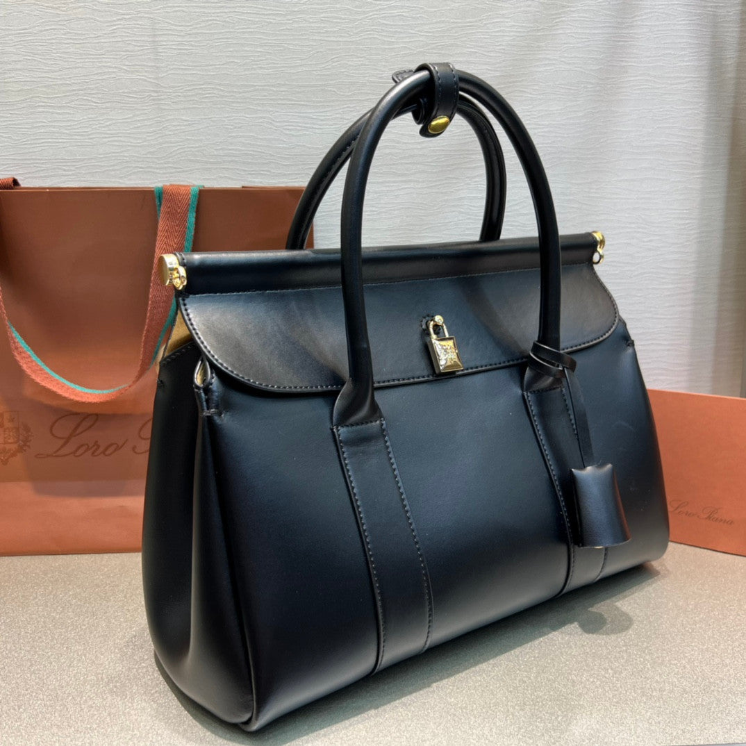 Loro Piana Handbags Replicas