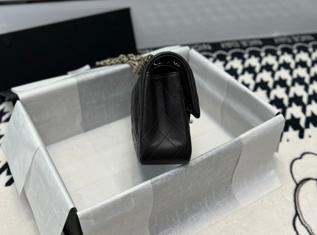 CC Flip Bag in Black