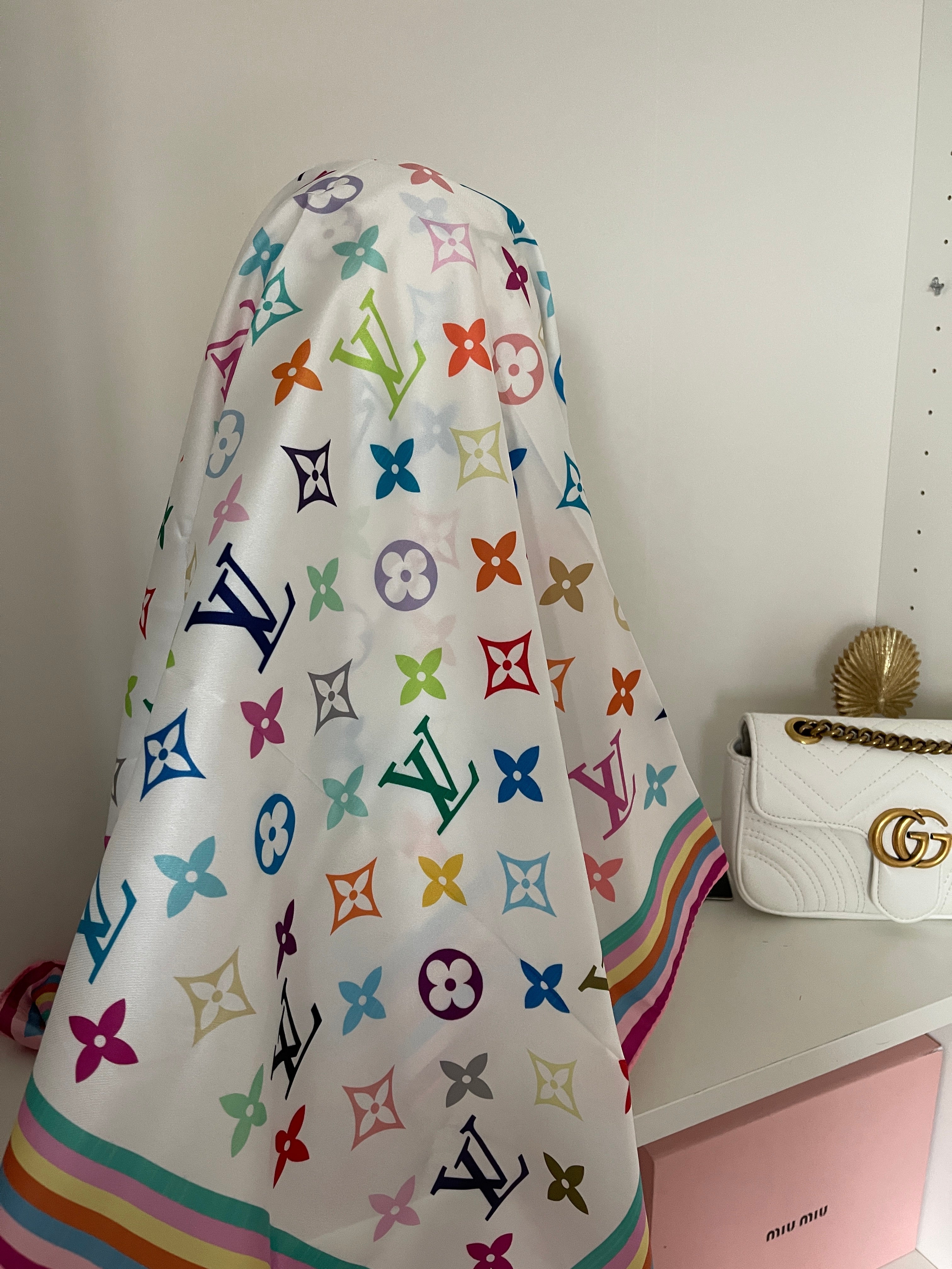Louis Vuitton scarf