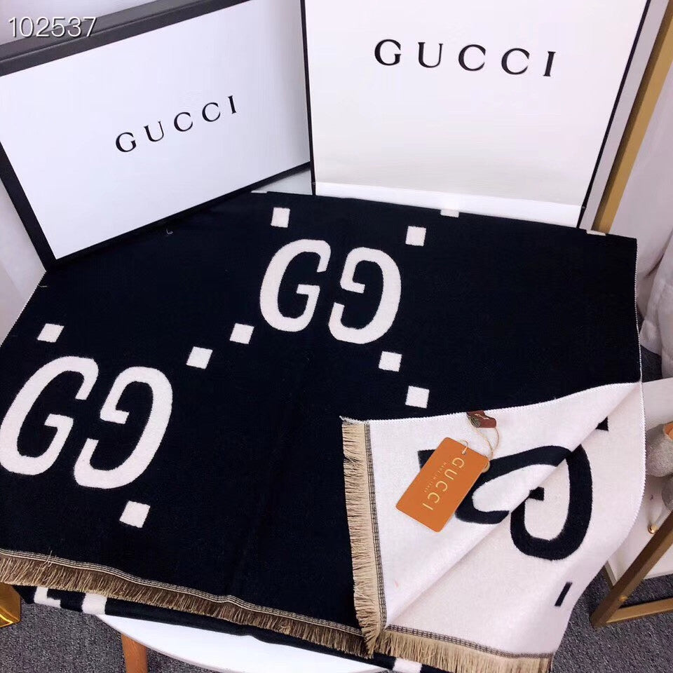 Scarf Gucci
