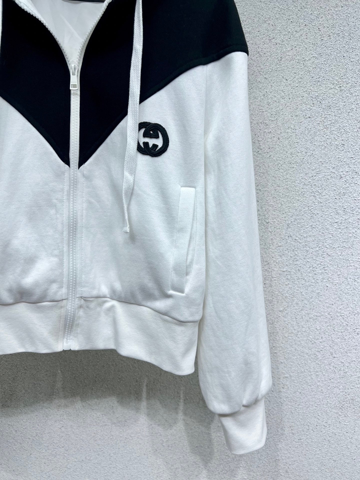 Gucci set white black