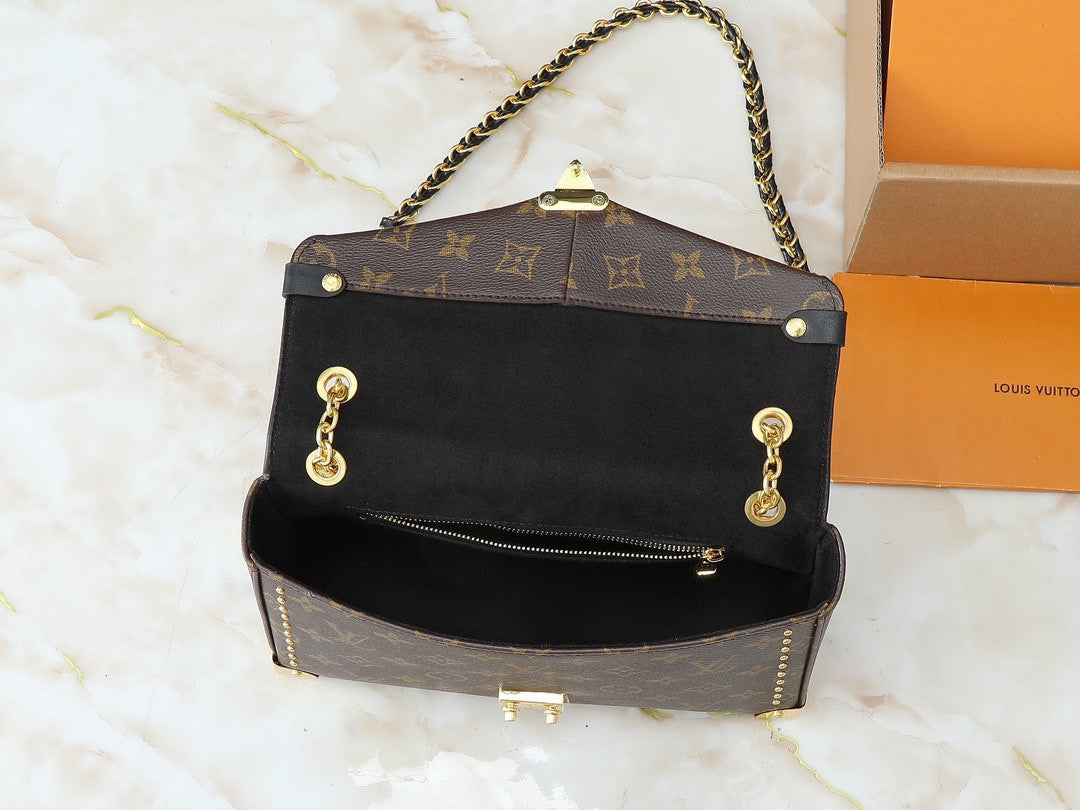 Louis Vuitton trunkie bag