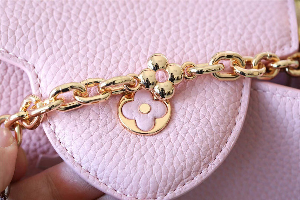 Louis Vuitton Capucines MM